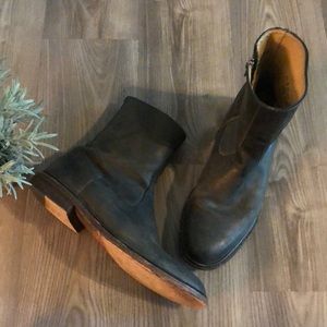 MENS FRYE HANDMADE GENUINE LEATHER BLACK MOTO STYLE BOOTS SIZE 11